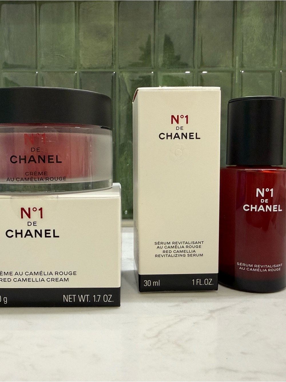 CHANEL N°1 Red Camellia Serum & Cream Set - Red, White